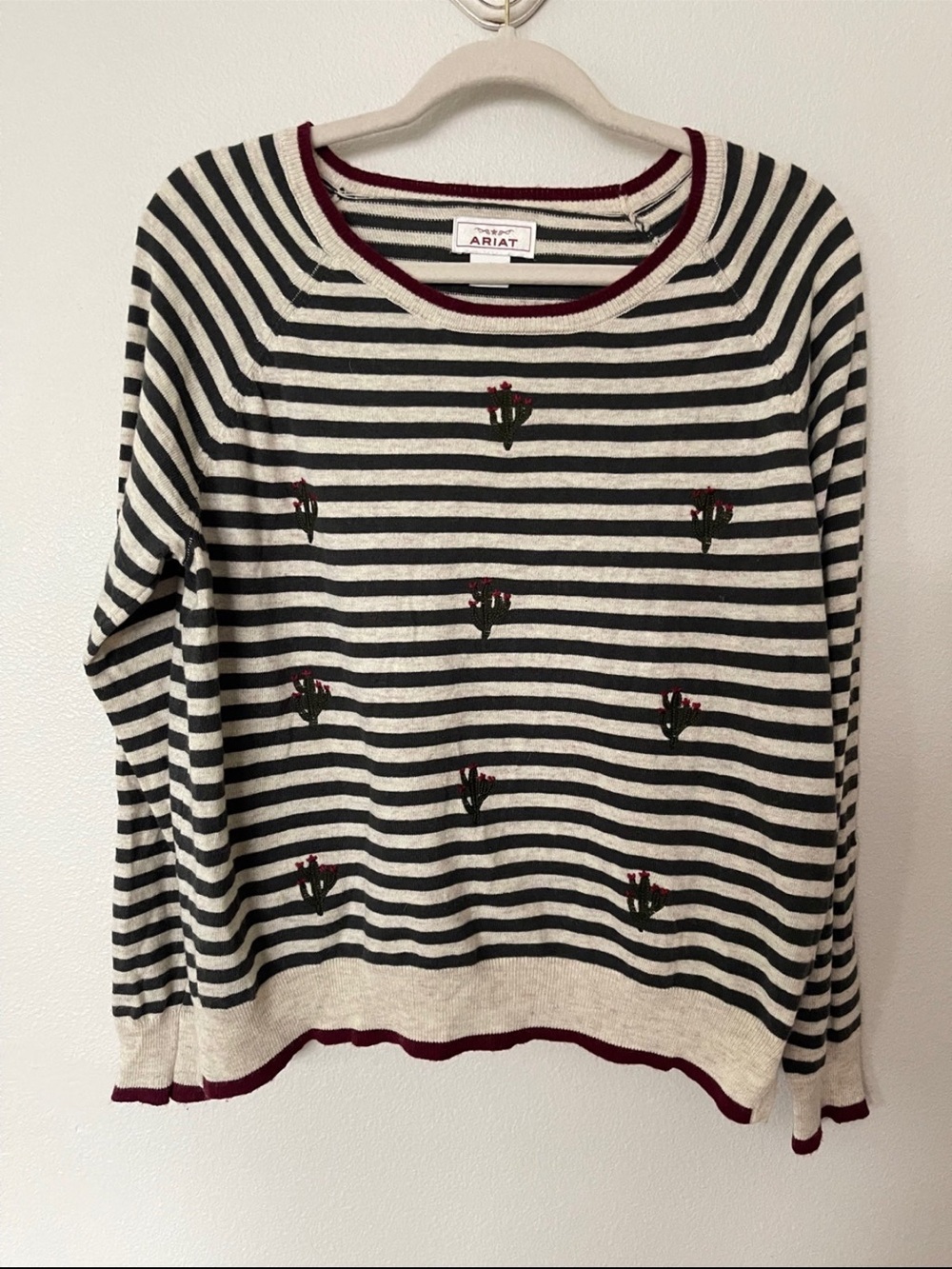Ariat striped long sleeve crewneck sweater embroidered cacti womens size L